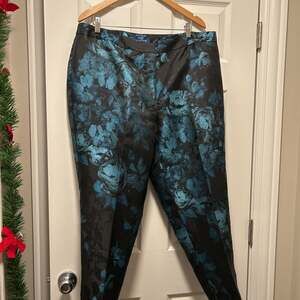 Tailored Hampshire Ankle Pants - Painterly Floral 20 W